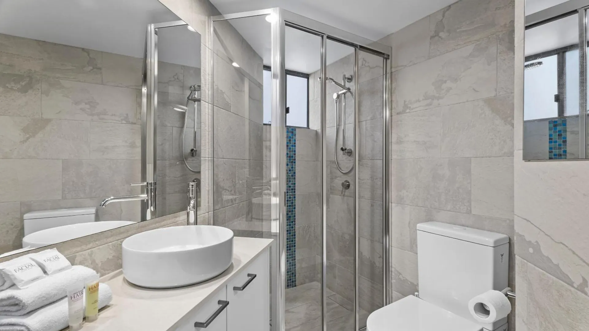 Aparthotel Malibu Apartments Mooloolaba